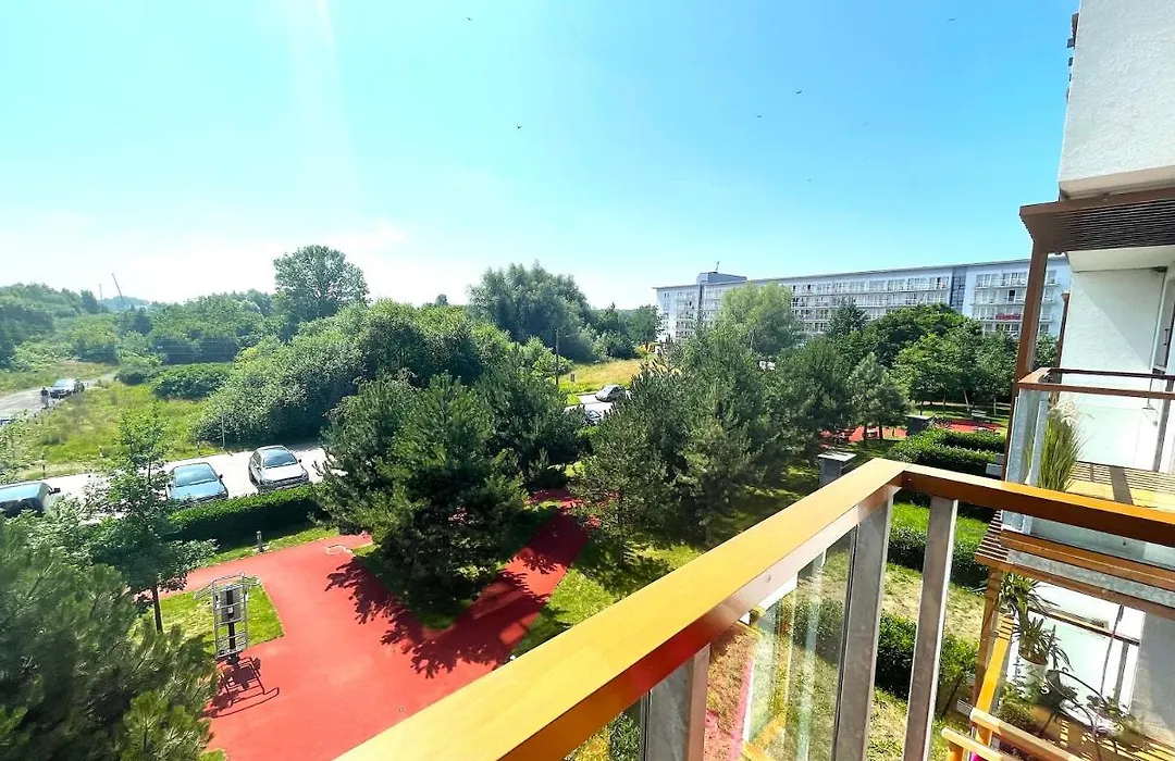 APARTAMENT z 3 SYPIALNIAMI PRZY PLAŻY-1